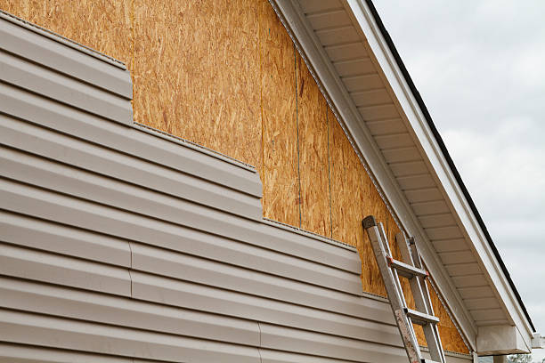 24/7 Emergency Storm Damage Siding Repair experts in Monrovia, IN